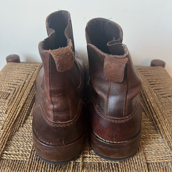 Wolverine 1000 Mile Shoes Men’s 10.5 Montague Pull On Chelsea Boot Red Brown - Picture 4 of 9